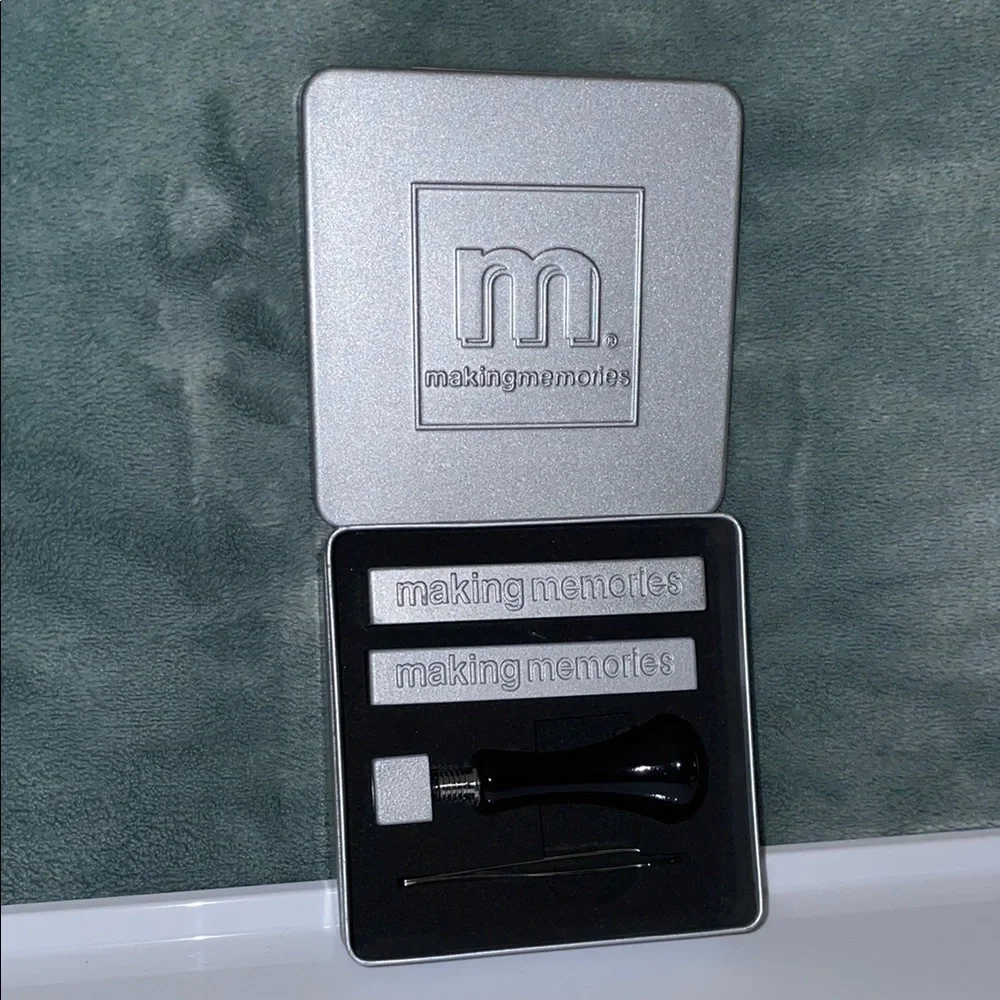NIB Silver & Black stamping kit. Making memories.